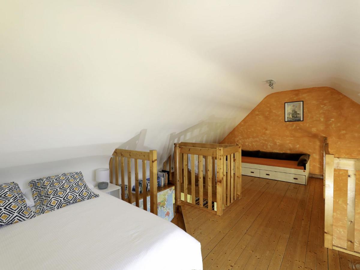 Bright Cottage In A Quiet Location, Near The Coast, Sibiril Exterior photo