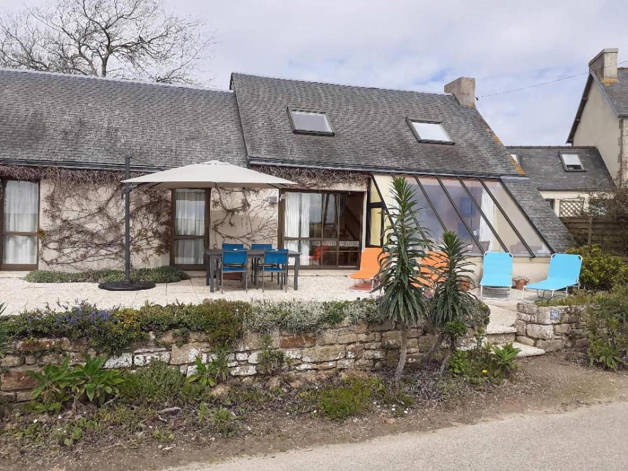 Bright Cottage In A Quiet Location, Near The Coast, Sibiril Exterior photo